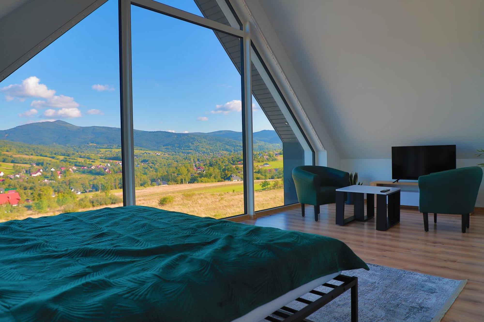 Beskid Island * Dobra (Limanowa)